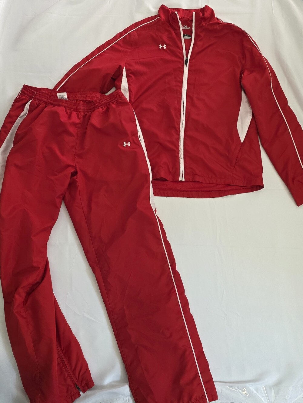 Under Armour Track Suit Men’s Medium Red White Jacket Pants 2 Piece Warm Up Set